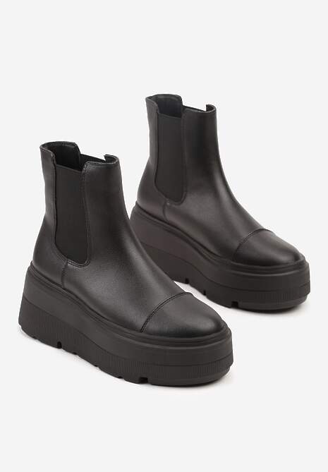 Czarne Botki Vices na Platformie o Fasonie Sztybletów Radvire