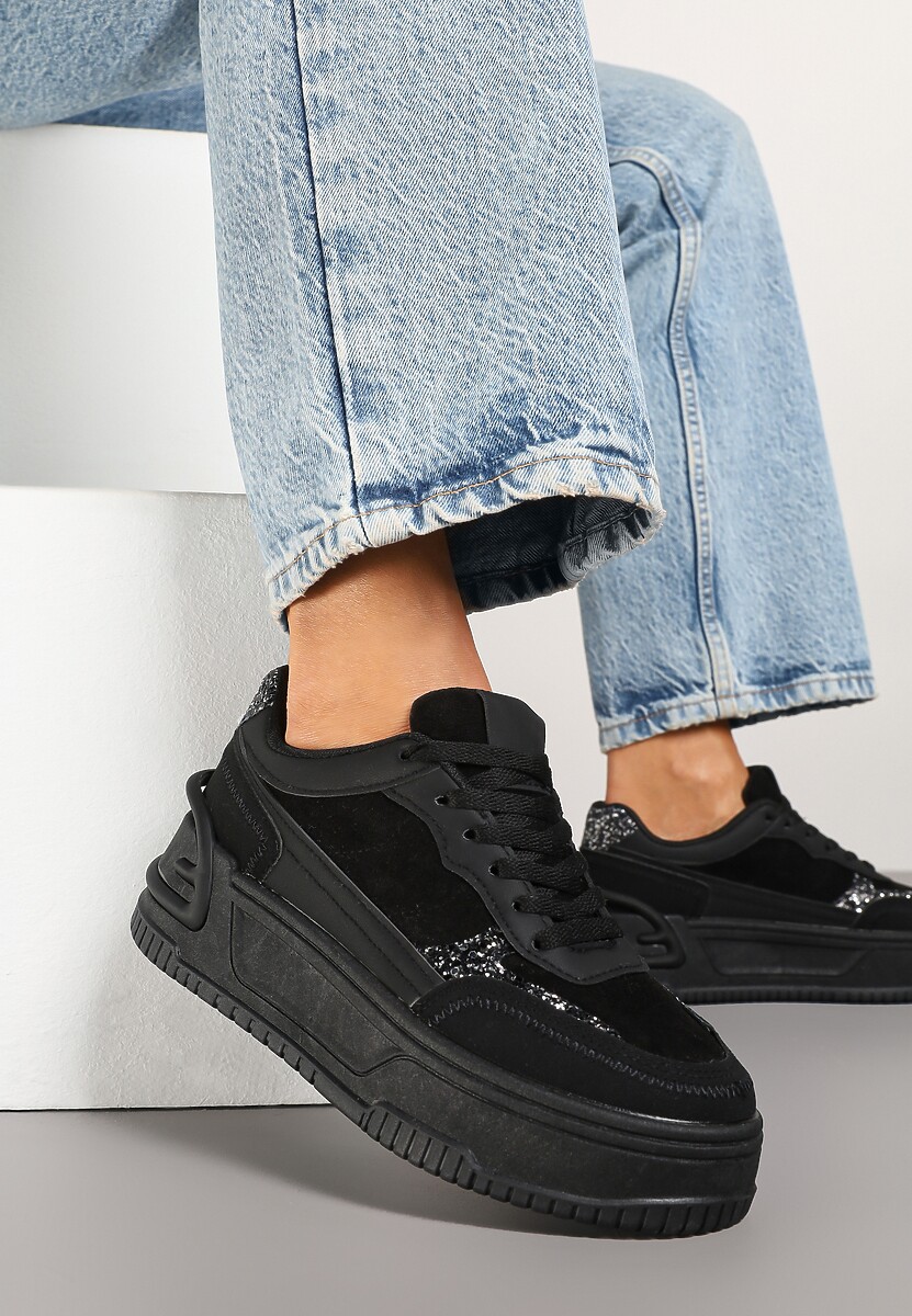Czarne Sneakersy na Tłoczonej Platformie Ozdobione Wzorem w Panterkę Deoranae