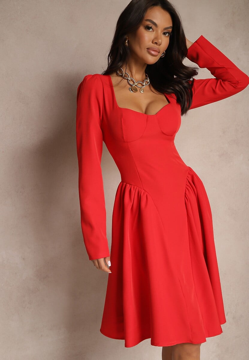 Niebieska Sukienka o Rozkloszowanym Kroju z Gorsetową Górą Tillitte