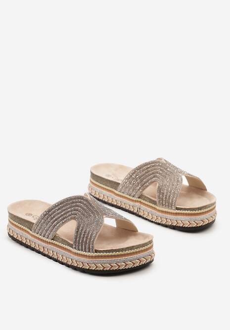 Beżowe Płaskie Klapki z Imitacji Zamszu Zdobione Plecionką i Cyrkoniami Ploen