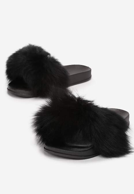 Czarne Klapki z Futrem Turtlefeather