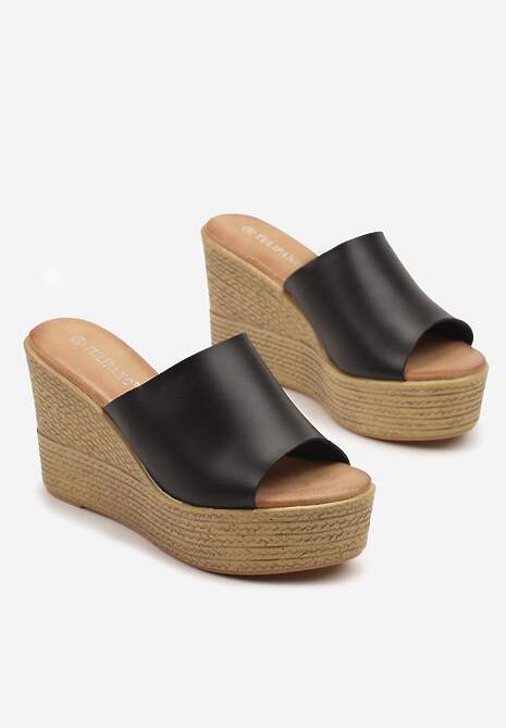 Czarne Casualowe Klapki w Stylu Drewniaków na Koturnie Nevessae