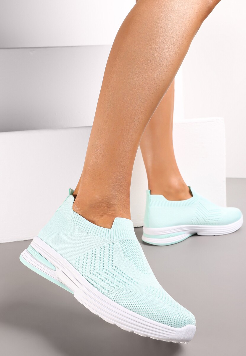 Czarne Buty Sportowe z Perforacyjnego Materiału Sherlina