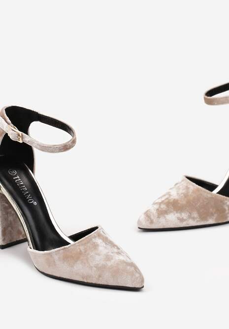 Beżowe Czółenka Welurowe z Zapięciem na Sprzączkę Uzoamaka