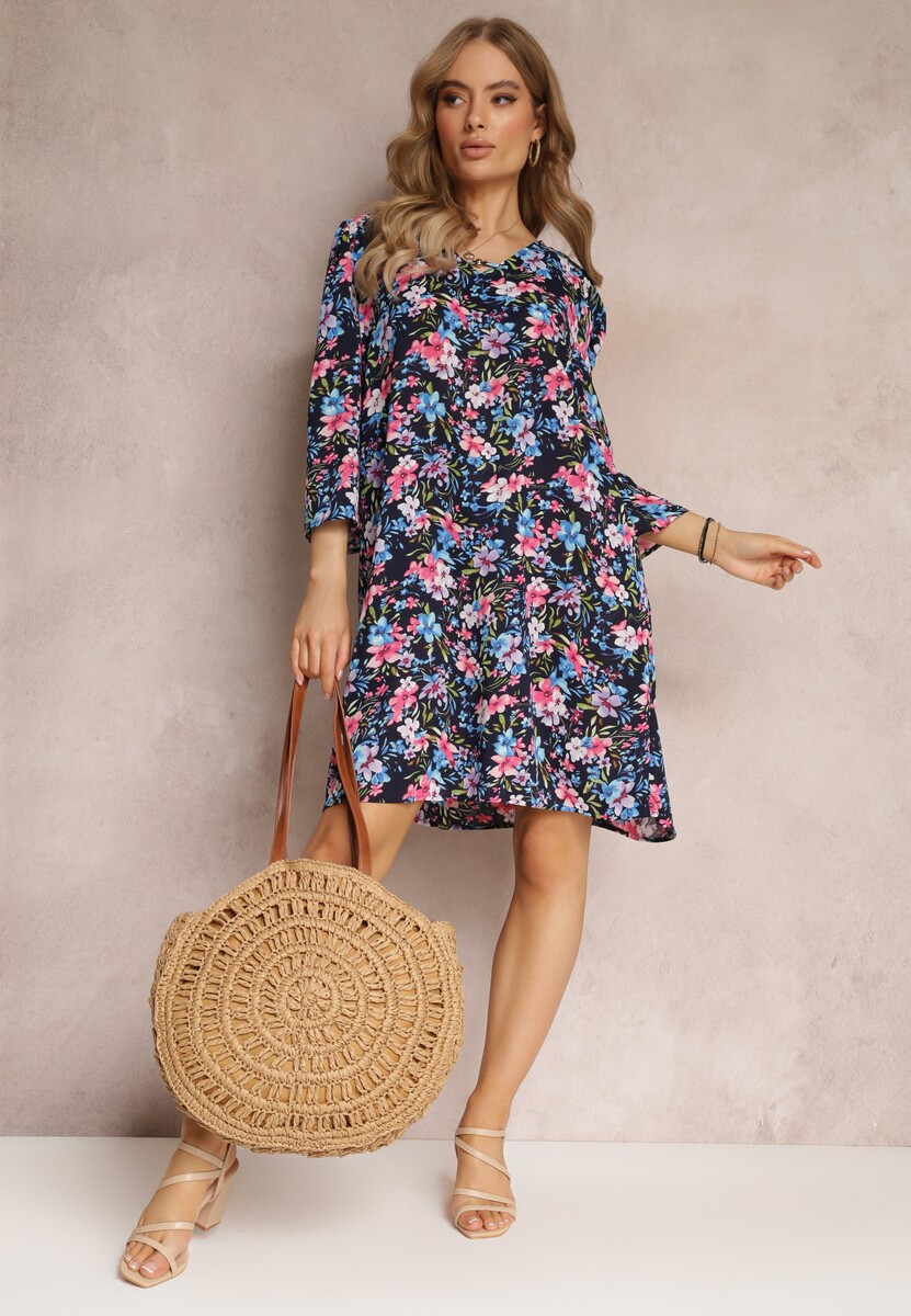 Granatowa Pudełkowa Sukienka w Kwiaty z Rękawem 3/4 Nata