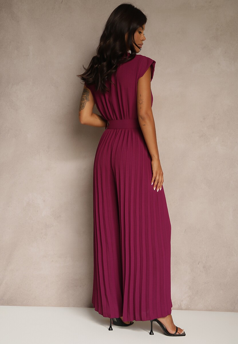 Ciemnofioletowy Kopertowy Kombinezon Wide Leg Zdobiony Plisami i Paskiem z Klamrą Salirella