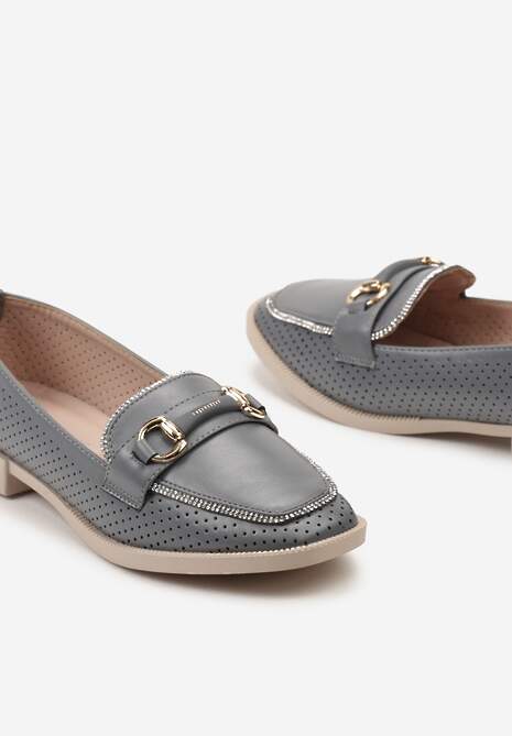 Niebieskie Półbuty w Stylu Loafersów z Perforacją Drobnymi Cyrkoniami i Klamrą Keryth