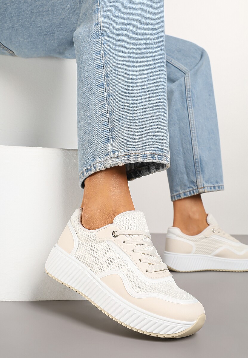 Beżowo-Białe Sneakersy na Tłoczonej Platformie Wilaria