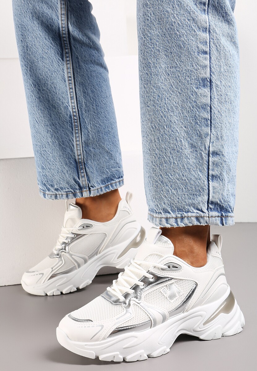 Biało-Srebrne Sznurowane Sneakersy z Siateczką i Wycięciami Solenare