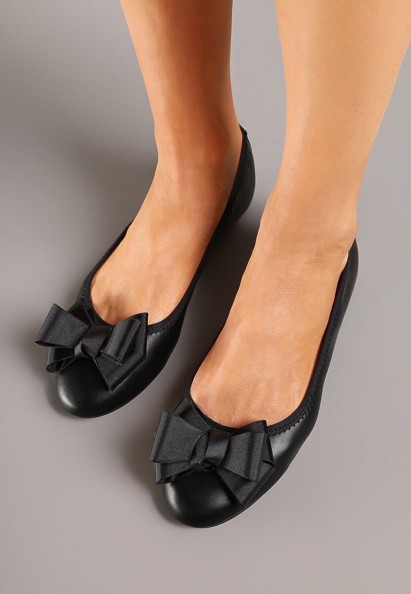 Czarne Balerinki w Casualowym Stylu Zdobione Kokardą Zentewia