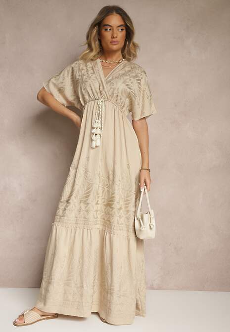 Beżowa Wiskozowa Sukienka Kopertowym Dekoltem i Frędzlami Redevie