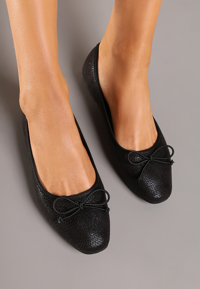 Czarne Balerinki Vices z Ozdobną Kokardą i Tłoczeniem Typu Skóra Węża Tultewia