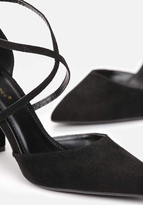 Czarne Czółenka ze Szpiczastym Noskiem na Słupku Charesa