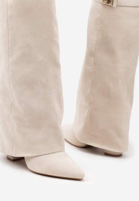 Beżowe Kozaki na Słupku z Wywiniętą Cholewką i Klamerką Upaxa