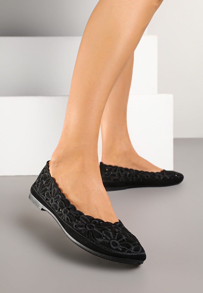 Czarne Ażurowe Balerinki Vices z Haftem w Kwiaty Efasania
