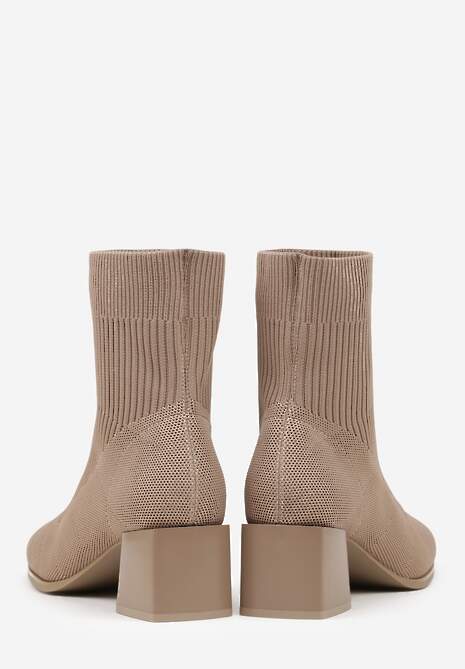 Ciemnobeżowe Botki za Kostkę z Elastycznego Materiału na Geometrycznym Słupku Aidara