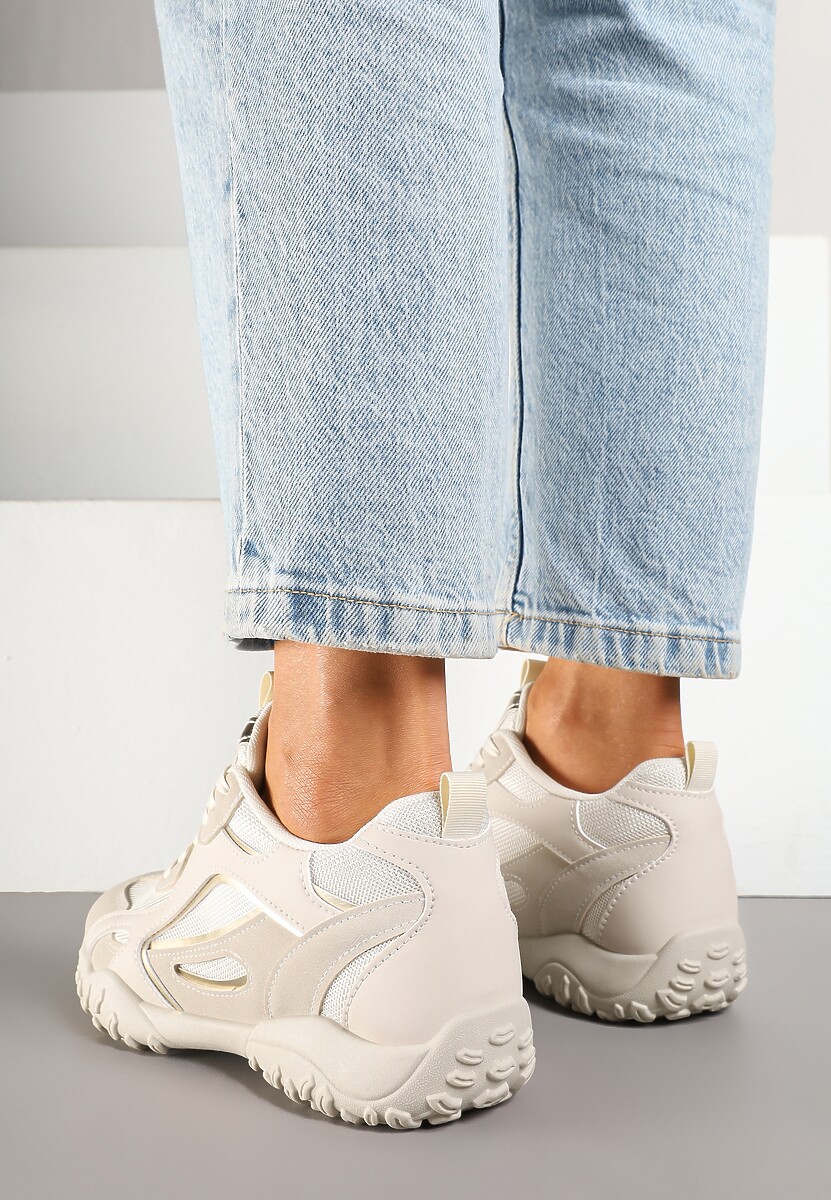 Beżowe Sneakersy Ozdobione Tłoczoną Cholewką Pillitha