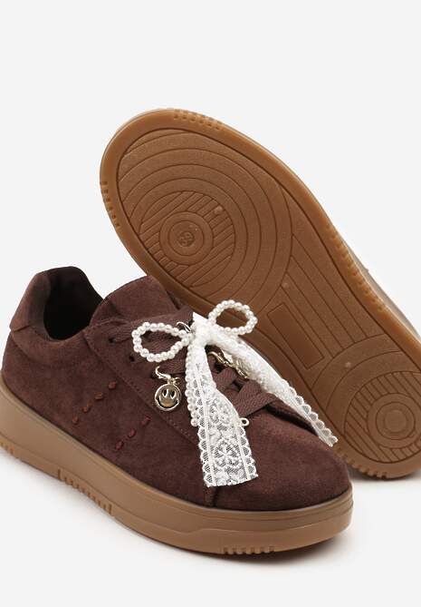 Brązowe Sneakersy na Niskiej Platformie z Aplikacjami i Kokardkami Divienne