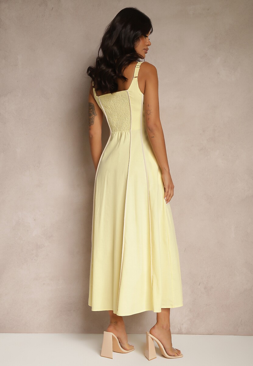 Żółta Sukienka z Wiskozą o Rozkloszowanym Kroju w Pionowe Prążki Gonariel