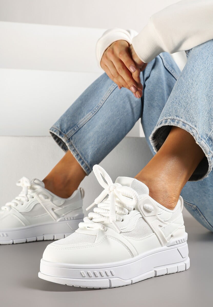 Beżowe Sneakersy Streetwearowe na Niskiej Platformie Veniffia