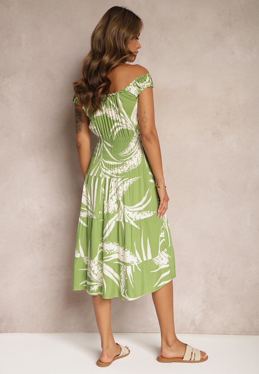 Jasnozielona Sukienka z Wiskozy na Ramiączkach z Gumką w Talii Peslifea