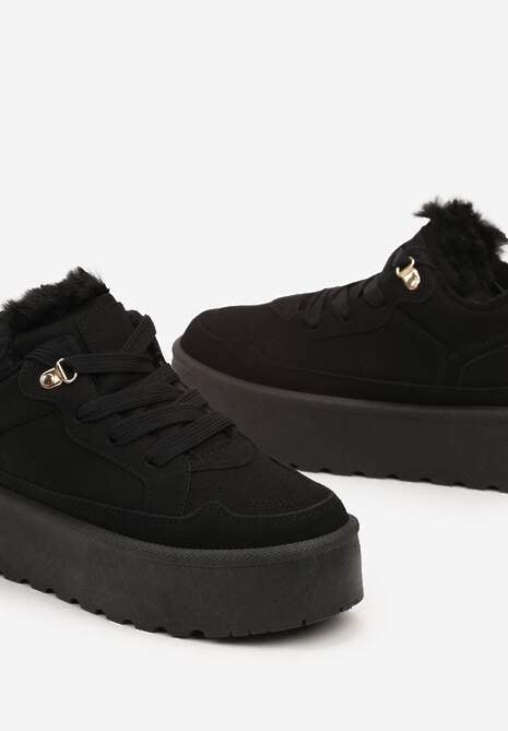 Czarne Sneakersy Stylizowane na Śniegowce Ozdobione Futerkiem Maviena