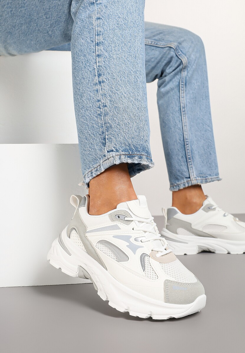 Biało-Szare Sneakersy na Tłoczonej Platformie z Geometrycznymi Wstawkami Asloria