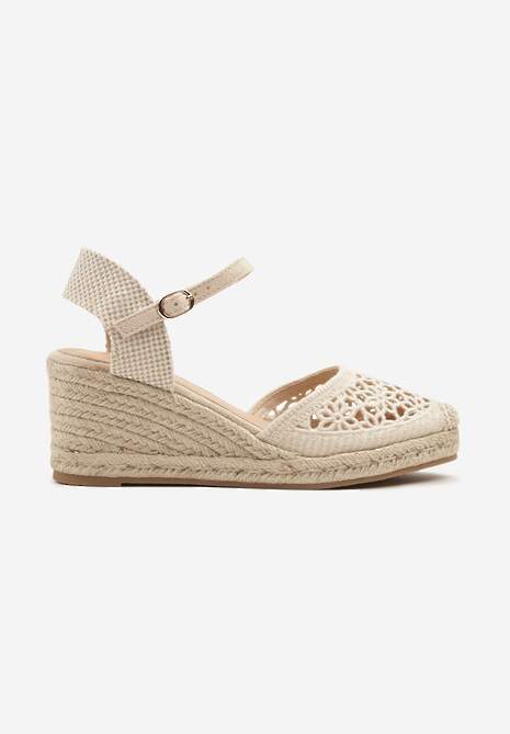 Beżowe Sandały Typu Espadryle z Ażurową Cholewką i Plecionym Koturnem Nusithena
