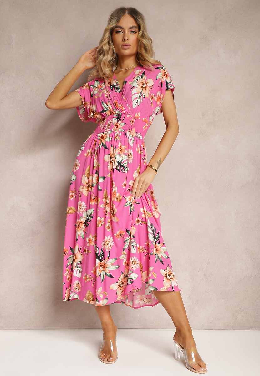 Różowa Kopertowa Sukienka w Kwiaty z Gumką w Talii Nobbia