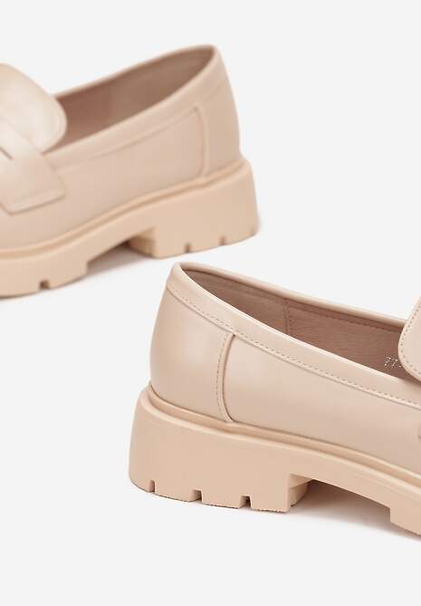 Beżowe Mokasyny z Ozdobnym Paskiem na Grubej Podeszwie Mauryla