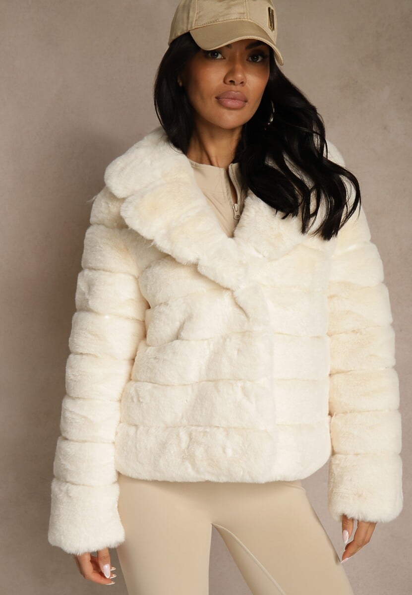 Jasnobeżowa Futrzana Kurtka z Wywiniętym Kołnierzem Snaline