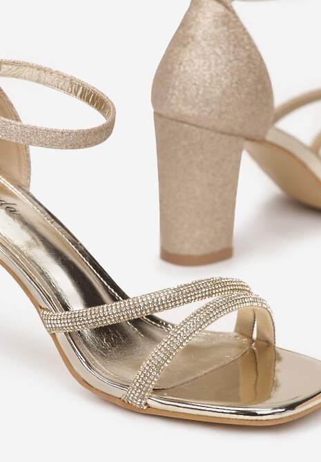 Złote Sandały na Słupku z Brokatem i Cyrkoniami Axerise