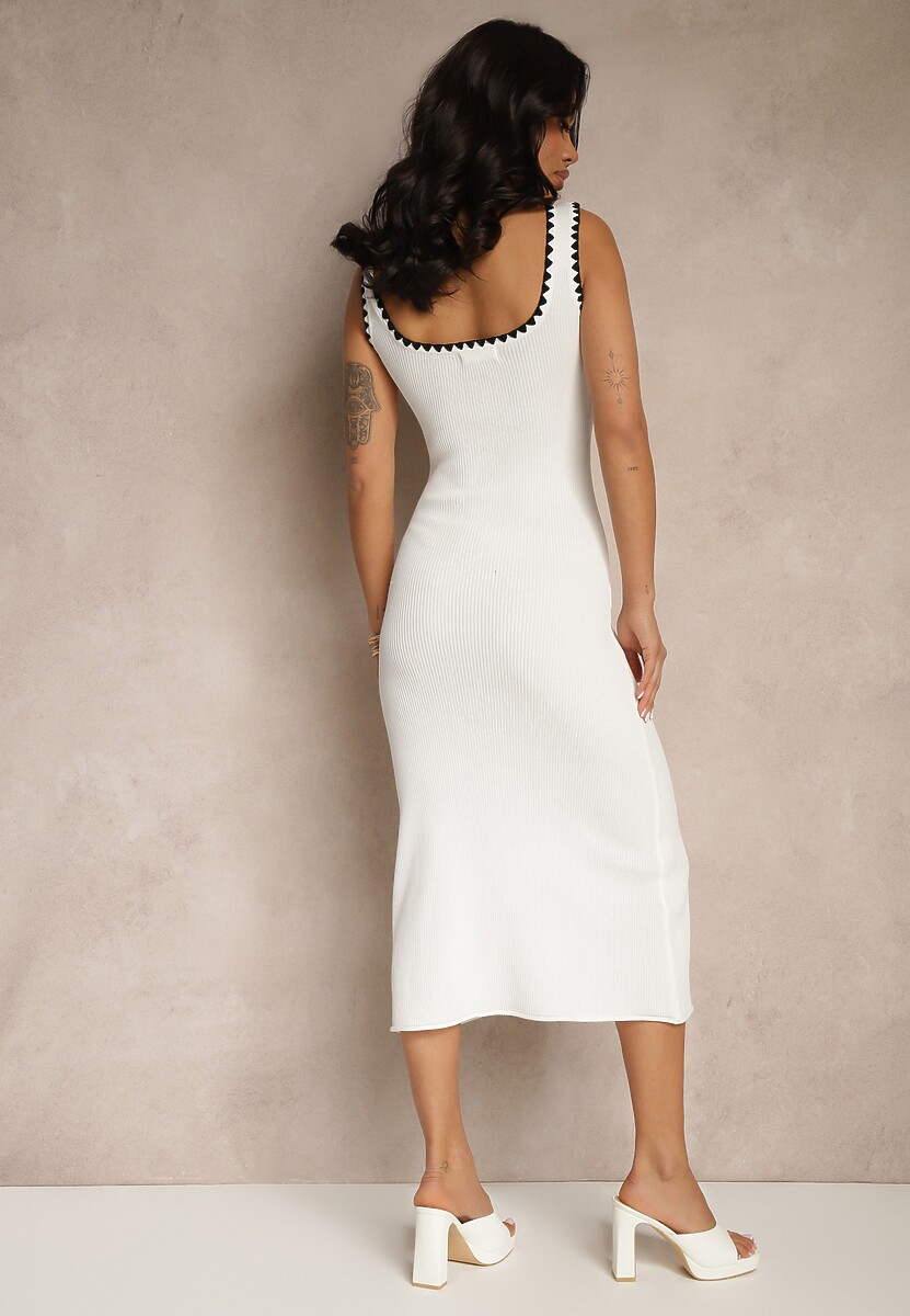 Biała Taliowana Sukienka na Ramiączkach z Dzianiny z Ozdobnymi Lamówkami Ullimi