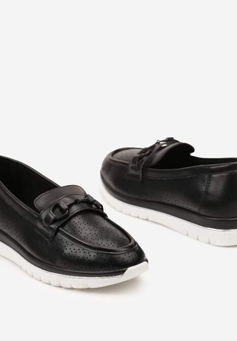 Czarne Mokasyny ze Skórzaną Wkładką Perforacją i Klamrą Gamiara