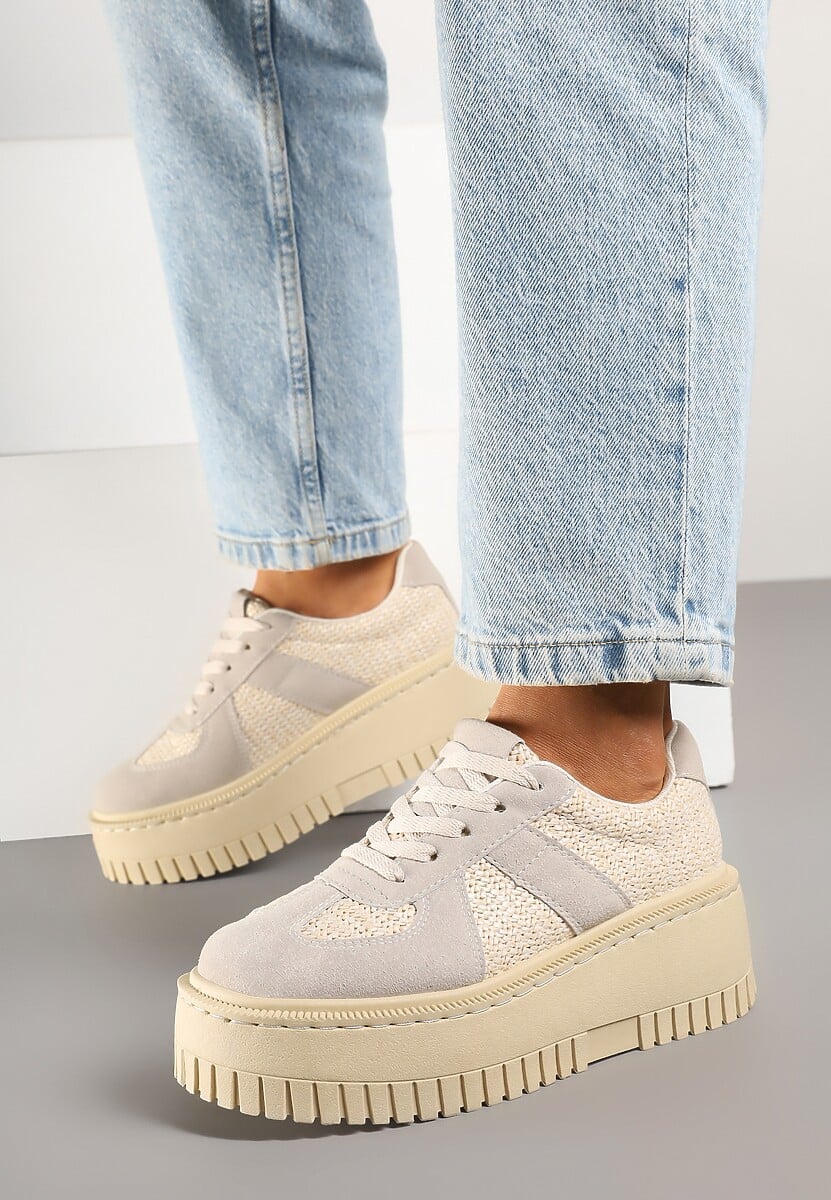 Jasnobeżowe Sneakersy na Platformie Ozdobione Paskiem Vivesse