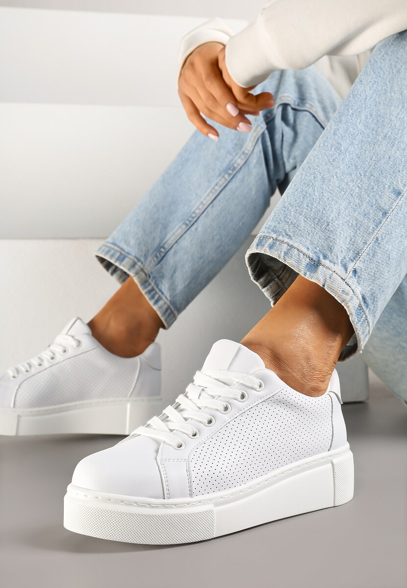 Białe Sneakersy Skórzane na Platformie z Ozdobą i Perforacją Neolivia