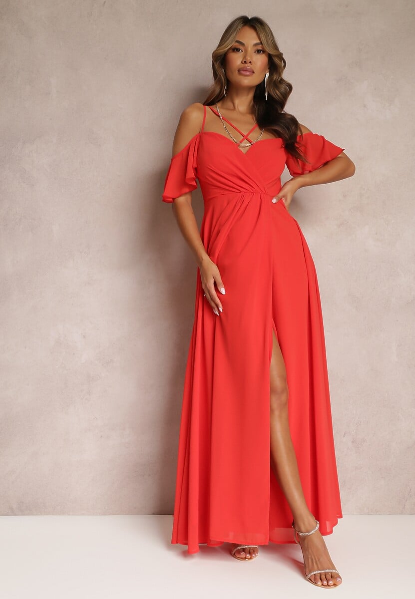 Czarna Rozkloszowana Sukienka Maxi o Kopertowym Fasonie na Cienkich Ramiączkach Burwena