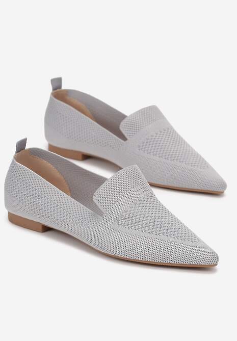 Szare Balerinki z Noskiem w Szpic i Delikatną Perforacją Anallia