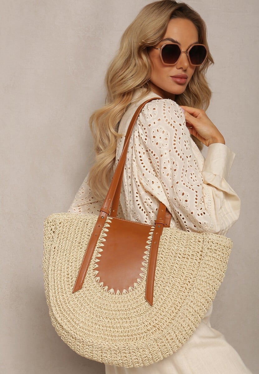 Ciemnobeżowa Jednokomorowa Torebka z Plecionej Rafii w Stylu Boho Idarkia