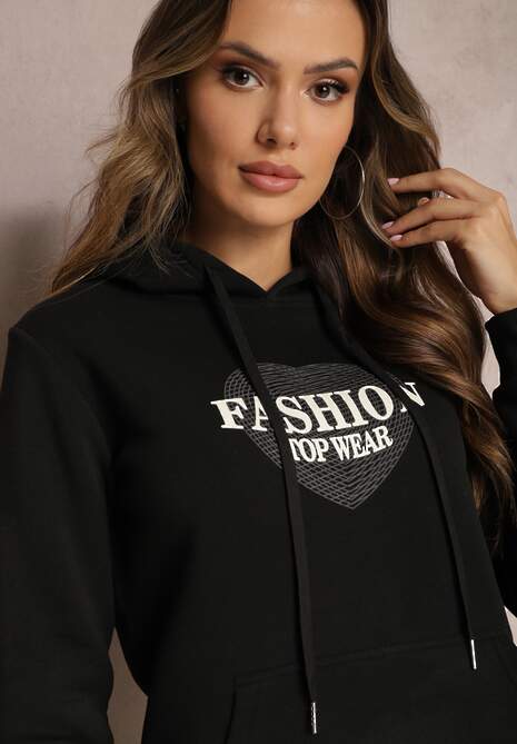 Czarna Bluza Kangurka Ocieplona Polarem z Ozdobnym Nadrukiem Elili