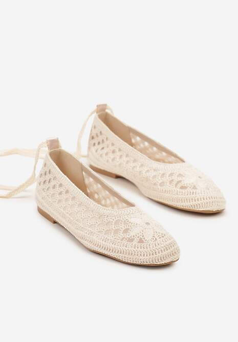 Beżowe Balerinki Vices z Szydełkową Cholewką i Wiązaniem Wokół Kostki Ernelia