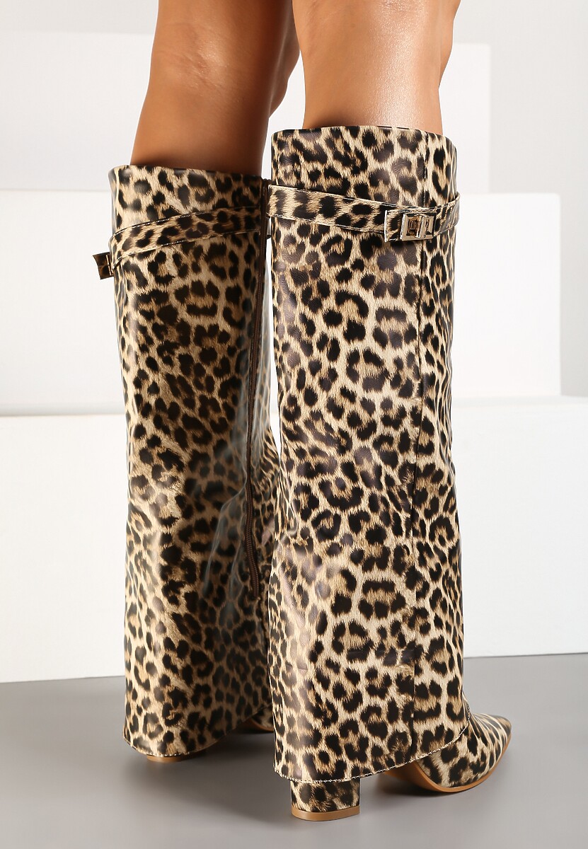 Brązowe Kozaki w Panterkę na Obcasie z Modnie Wywiniętą Cholewką Nartani