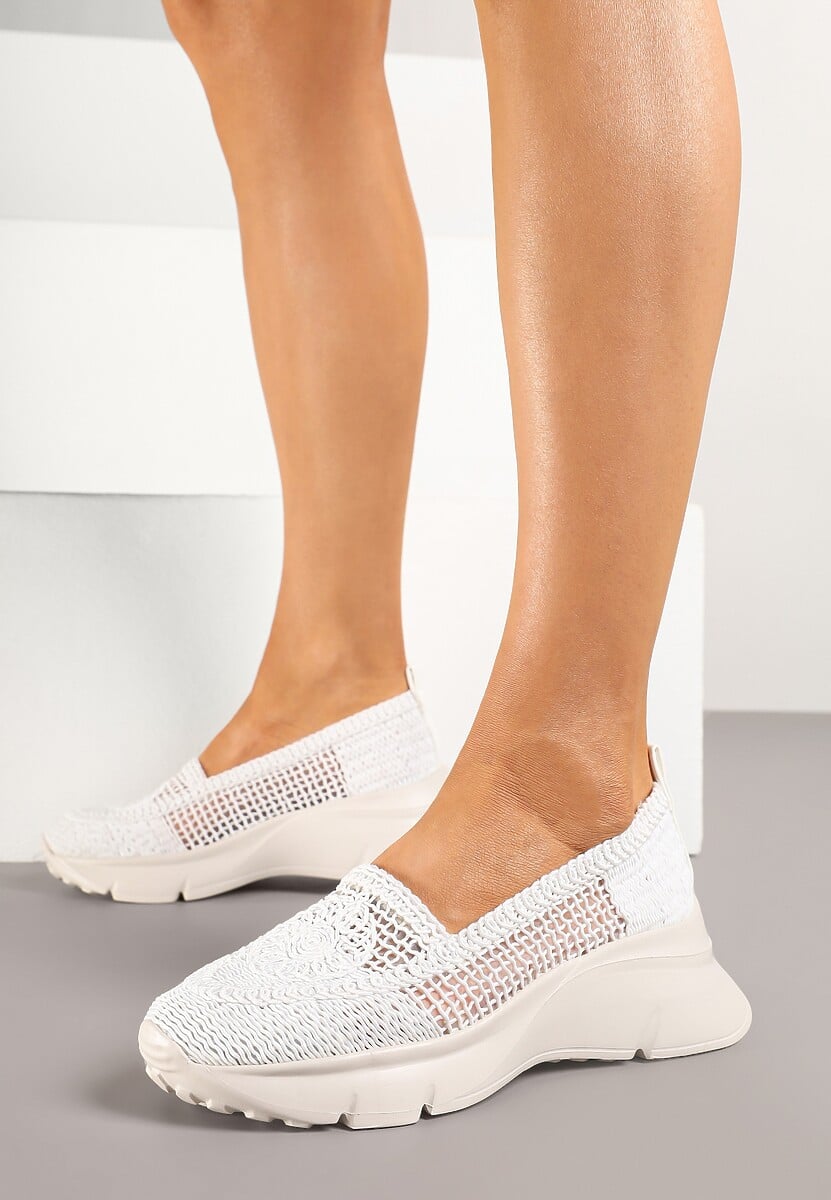 Białe Półbuty na Platformie z Ażurową Cholewką Lurinne