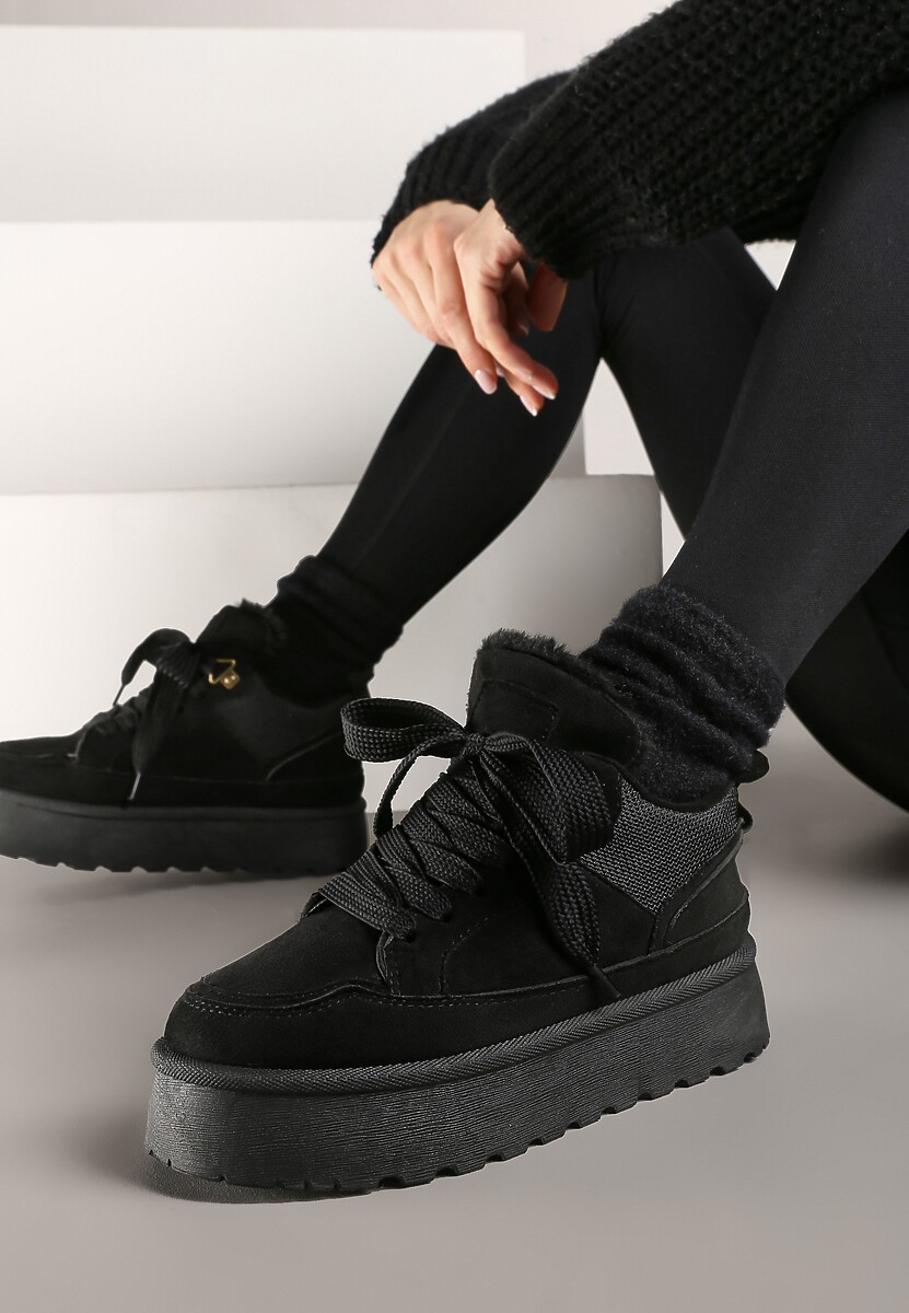 Czarne Sneakersy na Platformie ze Sznurowaniem Ozdobione Futerkiem Vaivelle