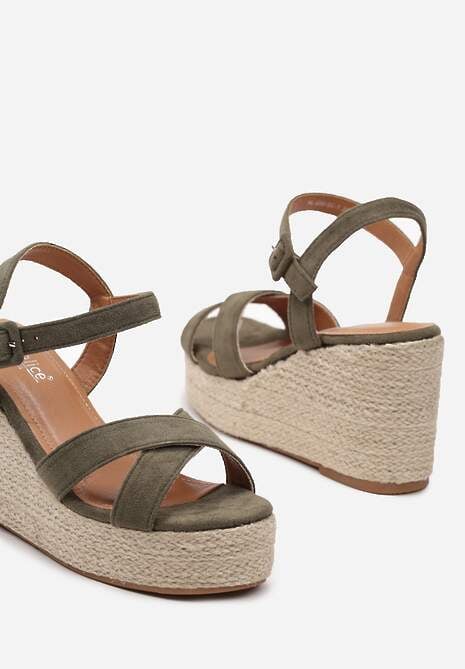 Ciemnozielone Sandały na Plecionym Koturnie Zapinane na Sprzączkę Wokół Kostki Caldoni