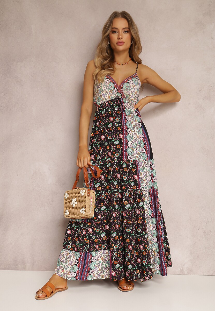 Czarna Sukienka Amarhomela