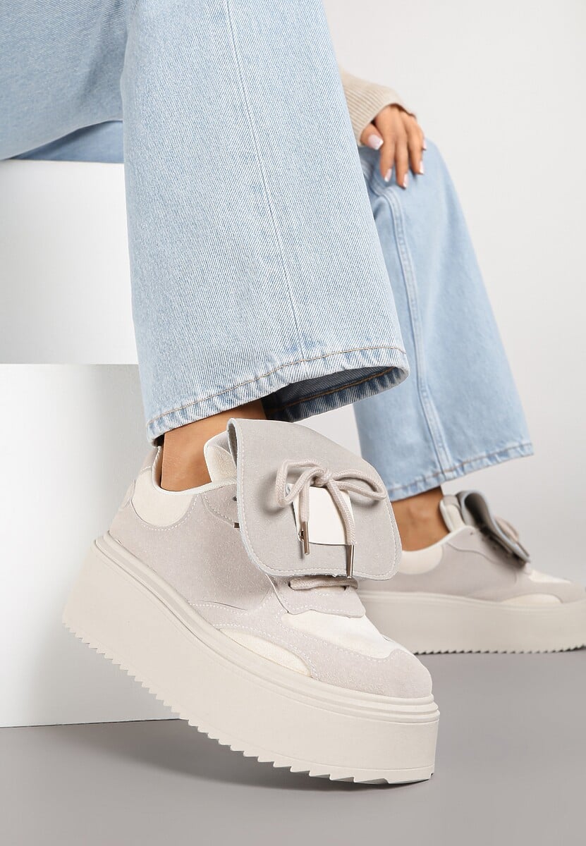 Beżowe Sneakersy Ozdobione Kokardą i Wywiniętym Językiem Ivalione