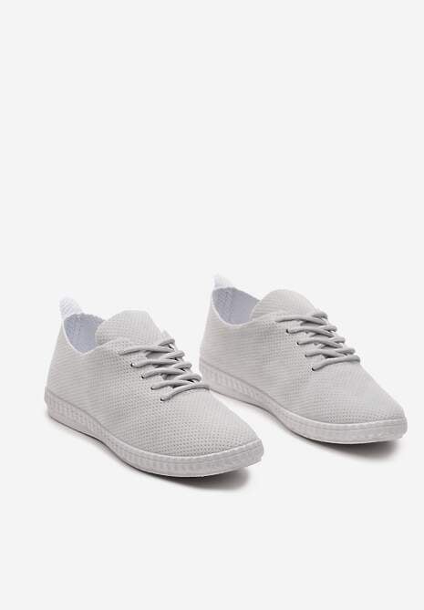 Jasnoniebieskie Krótkie Tenisówki z Perforacją i Klasycznym Sznurowaniem Viraga