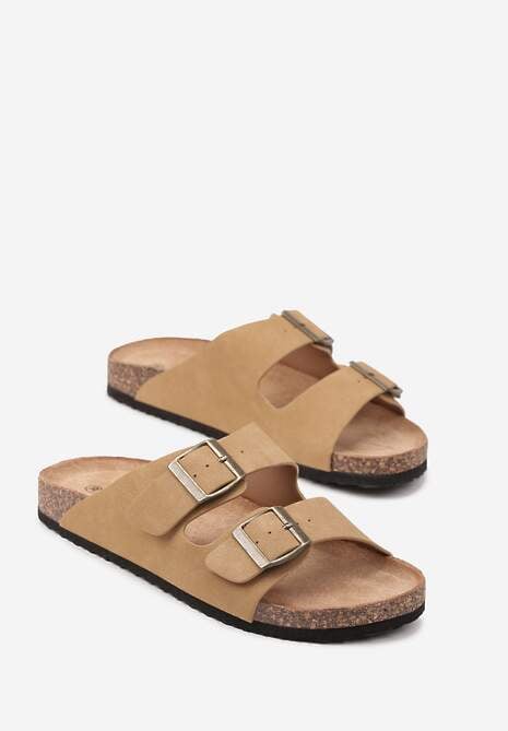 Jasnobrązowe Klapki na Platformie z Korka Ozdobione Klamrą Banoletia