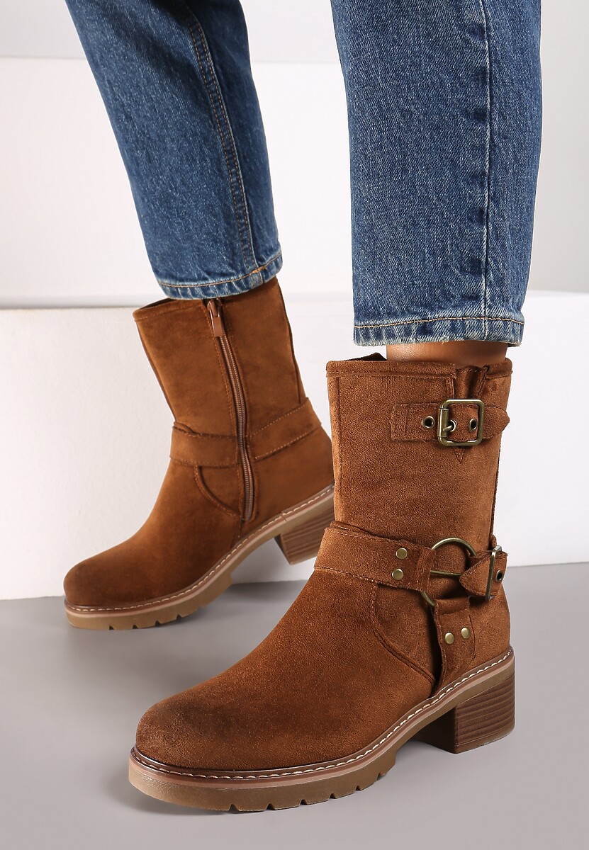 Brązowe Botki Biker na Słupku ze Sprzączkami i Drobnymi Nitami Iveluna